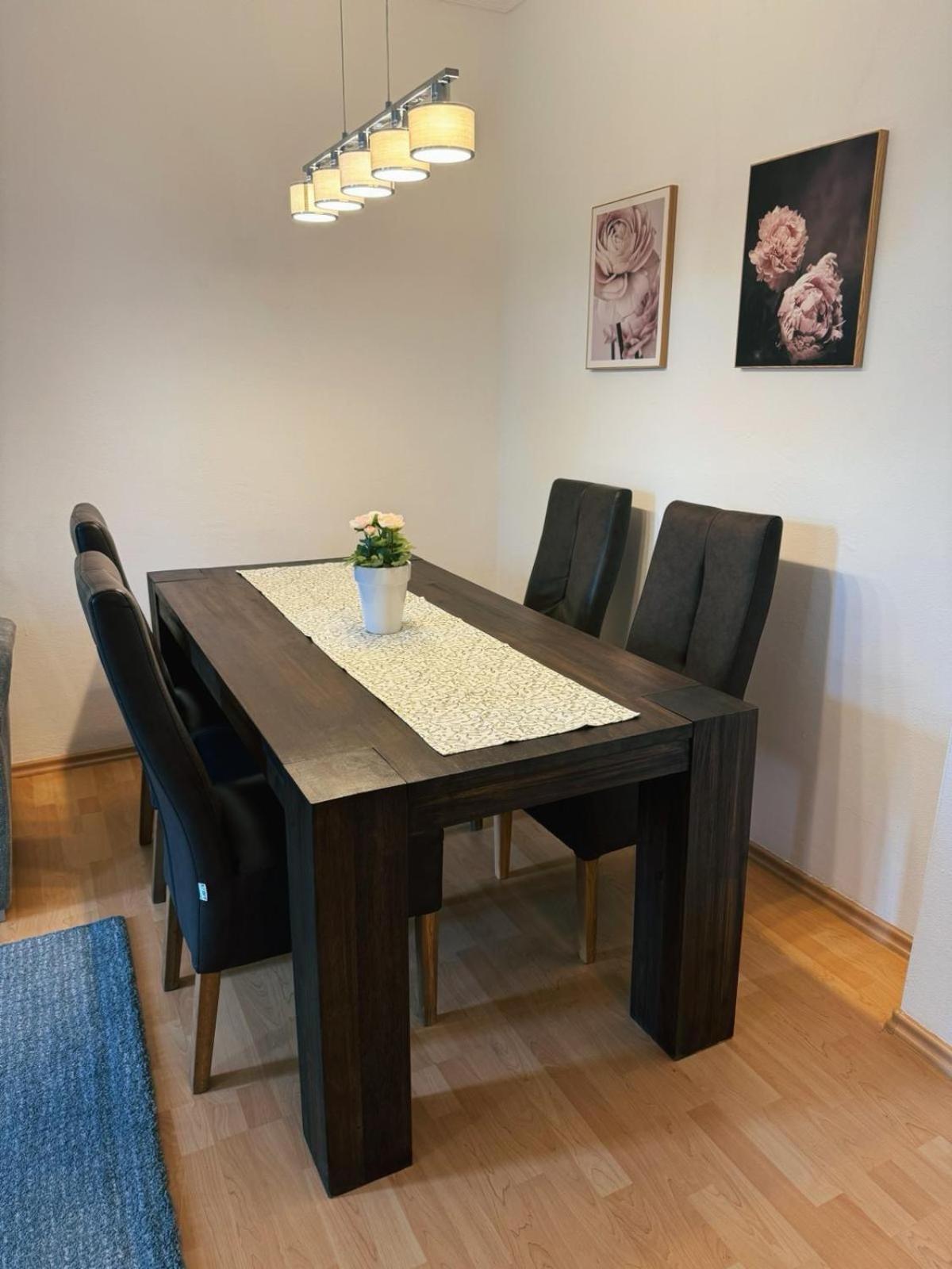 Apartment Zentrum 2r, Wifi, 4p, Modern, Ruhig *